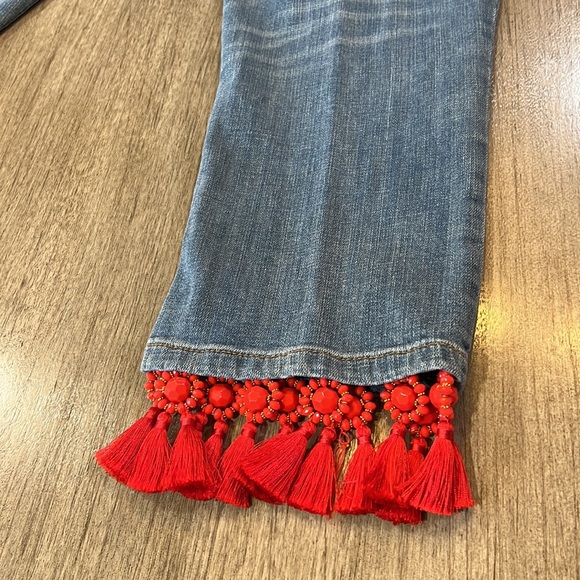 Slim Boyfriend Jeans with detailed fringe - Picture 3 of 12